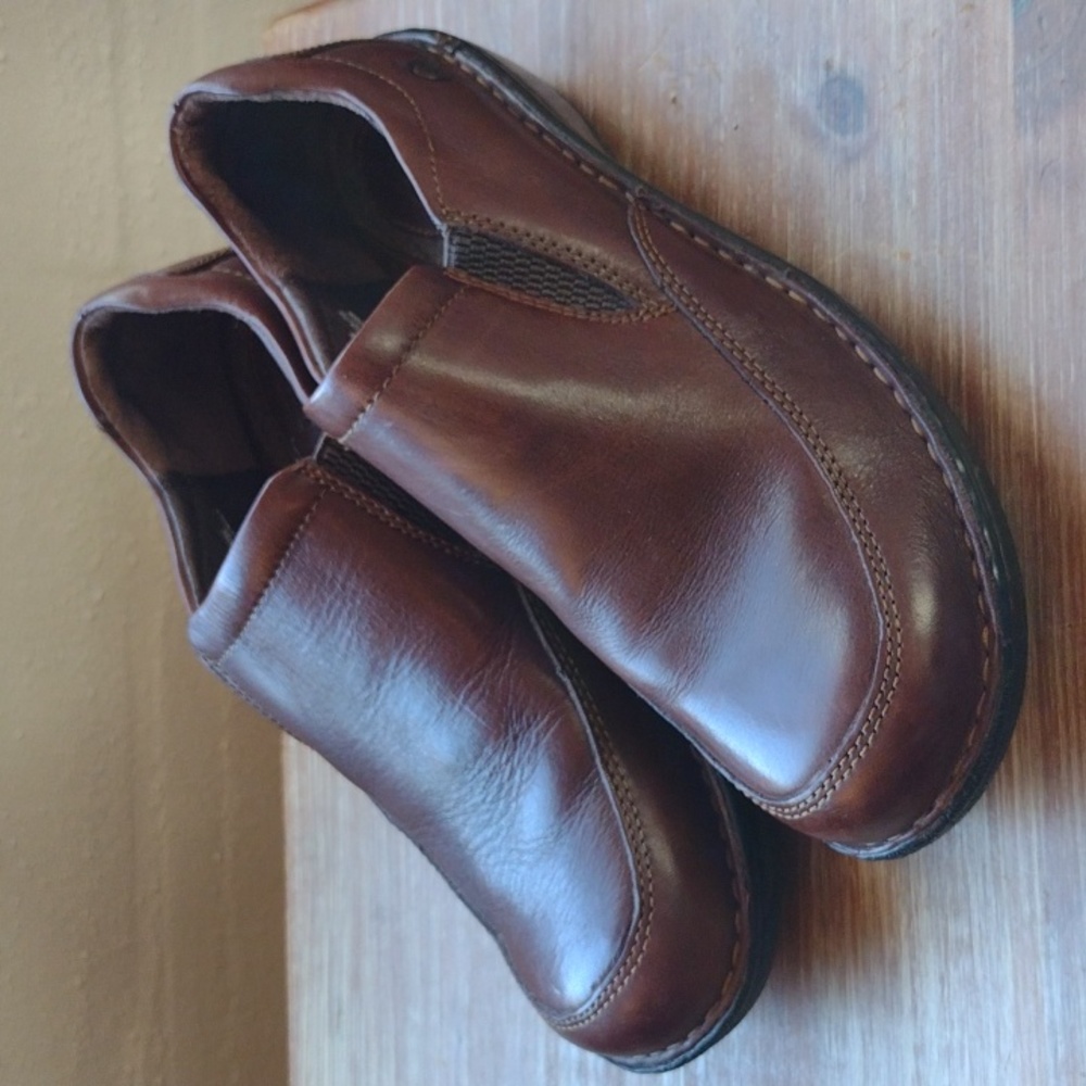 Born Brown Leather Loafers New 8